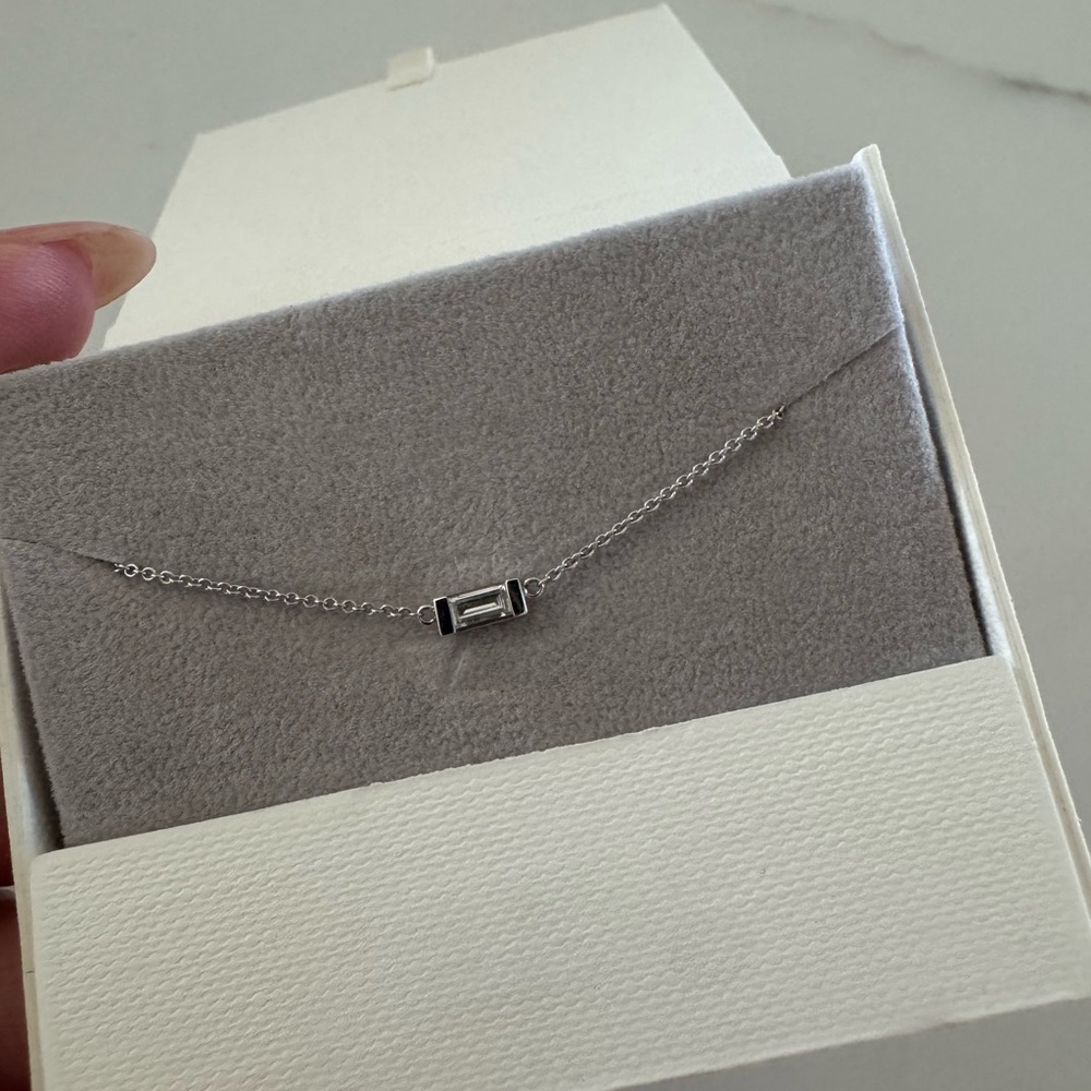 Vrai & Oro 14k White Gold Baguette Diamond Necklace